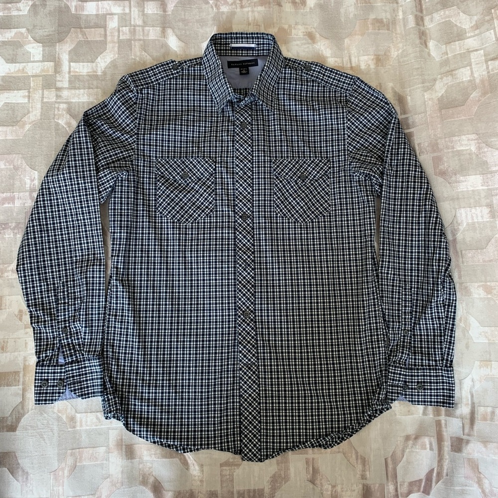 Banana Republic Men’s Small button-down shirt